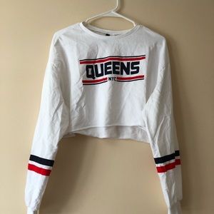 👑NY QUEENS👑 long sleeve crop💁🏽‍♀️